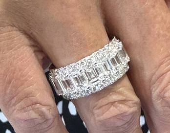 18k Emerald cut and Round Brilliant Eternity Band
