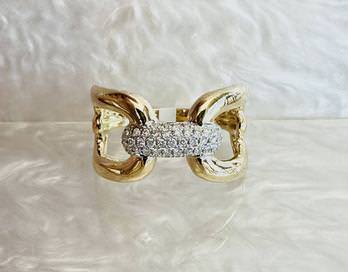 18k Pave Bar Ring
