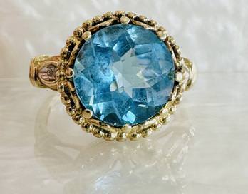 14k Blue Topaz Ring
