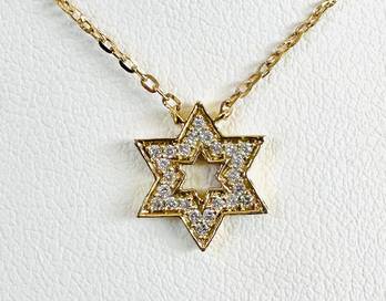 18k Diamond Star Necklace