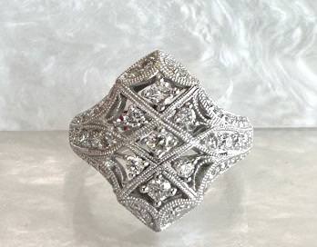 18k Pave Set Diamond Ring